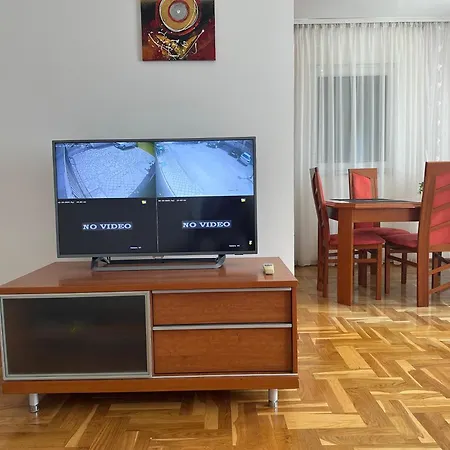 Naresi *